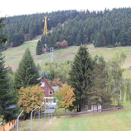 Direkt Am Und Rodelhang *