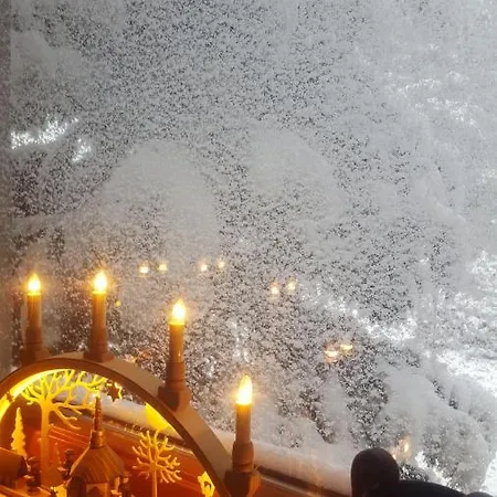 Direkt Am Und Rodelhang